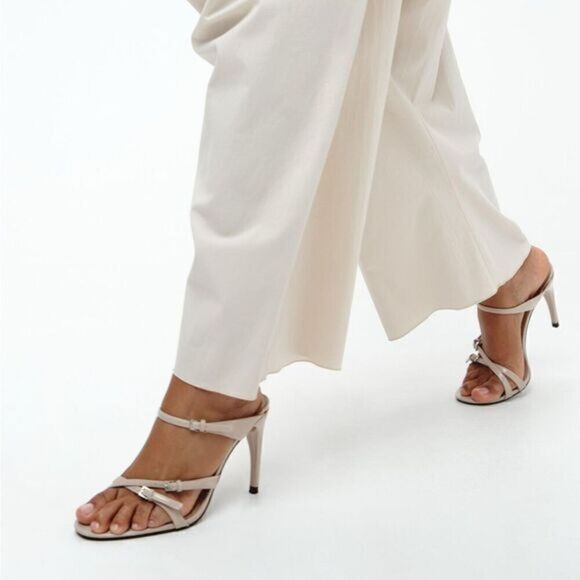 ZARA HEELED SANDALS WITH BUCKLES - Picture 1 of 8